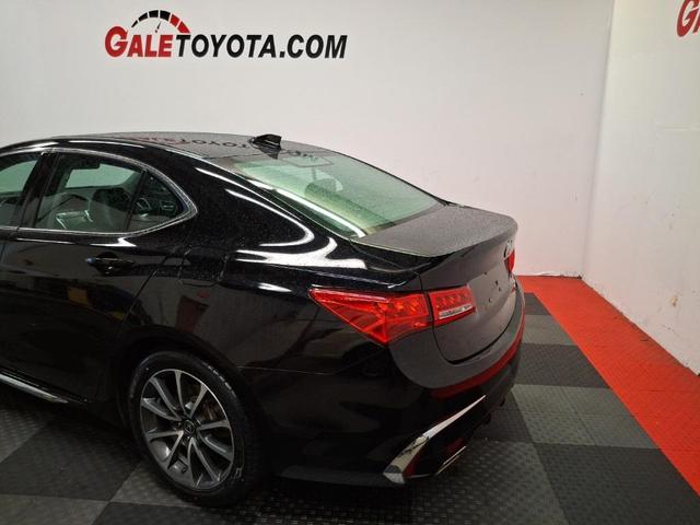 Photo of 2018 Black Acura TLX