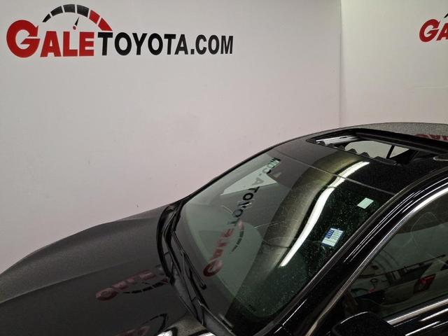 Photo of 2018 Black Acura TLX