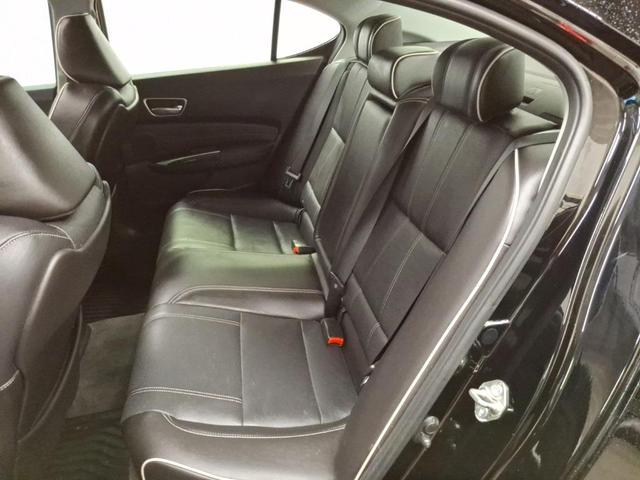Photo of 2018 Black Acura TLX