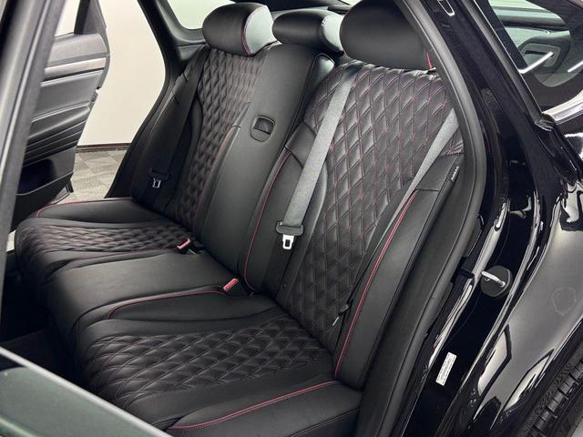 Photo of 2024 Vik Black Genesis G80