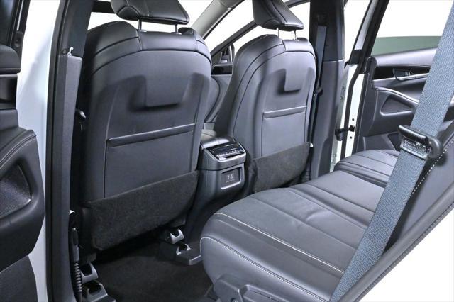 Photo of 2025 Glacier White INFINITI QX60