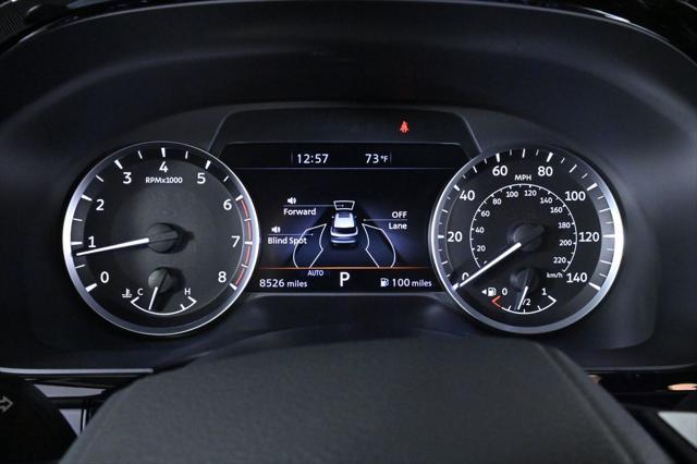 Photo of 2025 Glacier White INFINITI QX60