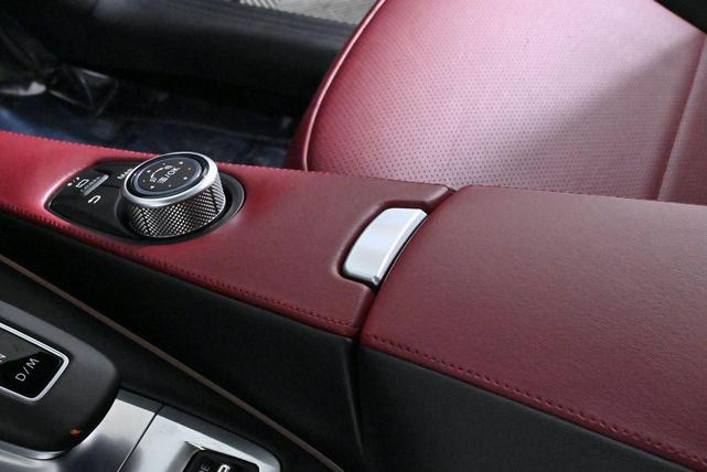 Photo of 2024 Radiant White INFINITI QX50
