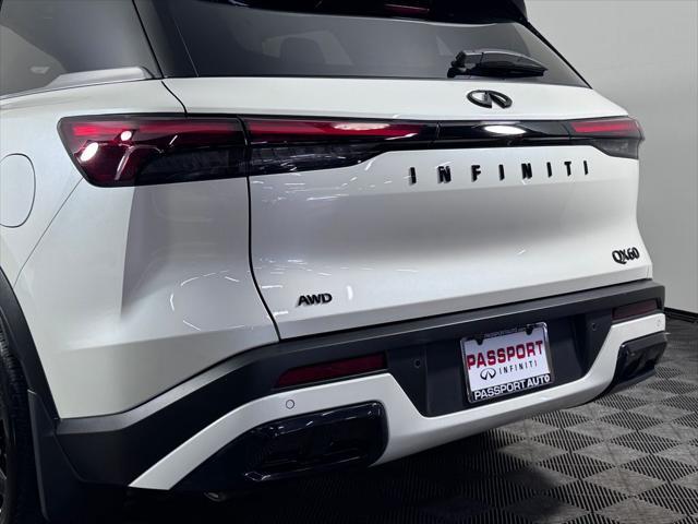 Photo of 2025 Majestic White INFINITI QX60