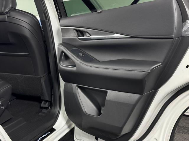 Photo of 2025 Majestic White INFINITI QX60