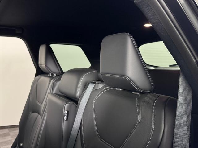 Photo of 2025 Majestic White INFINITI QX60