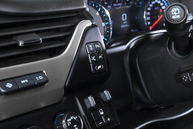 Photo of 2020 Carbon Black Metallic GMC Yukon XL