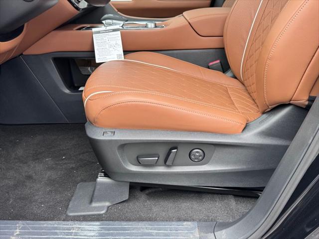 Photo of 2025 Mineral Black INFINITI QX60