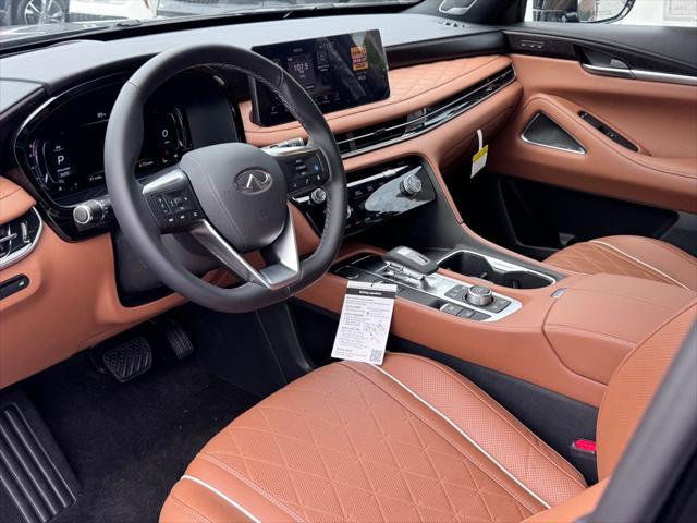 Photo of 2025 Mineral Black INFINITI QX60