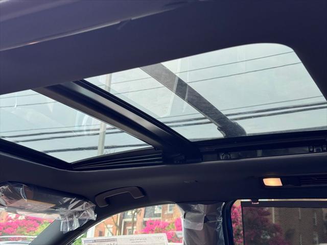 Photo of 2025 Mineral Black INFINITI QX60
