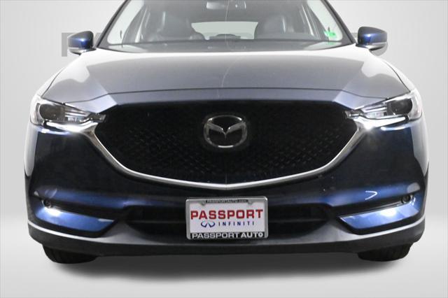 Photo of 2018 Deep Crystal Blue Mica Mazda CX-5