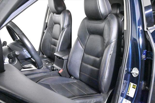 Photo of 2018 Deep Crystal Blue Mica Mazda CX-5