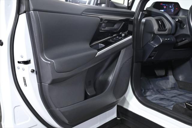 Photo of 2024 Wind Chill Pearl Toyota bZ4X