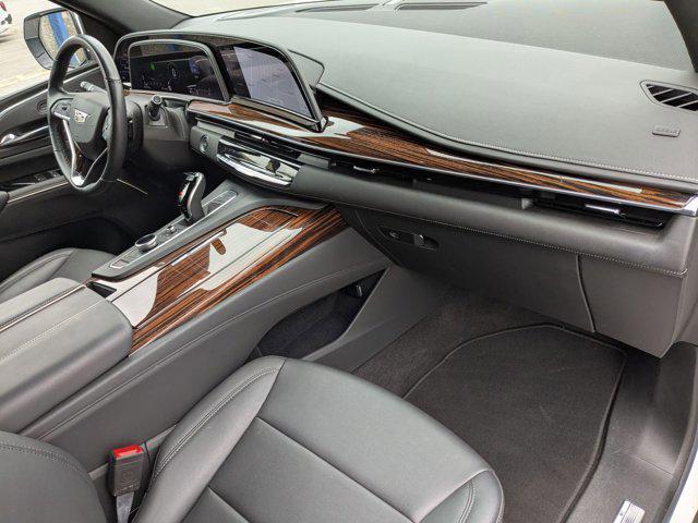Photo of 2022 Crystal White Tricoat Cadillac Escalade