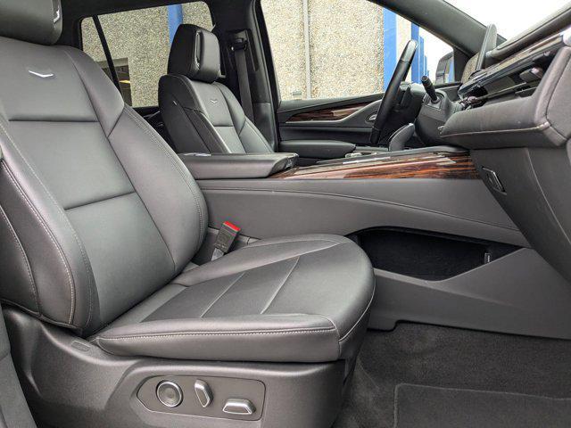 Photo of 2022 Crystal White Tricoat Cadillac Escalade