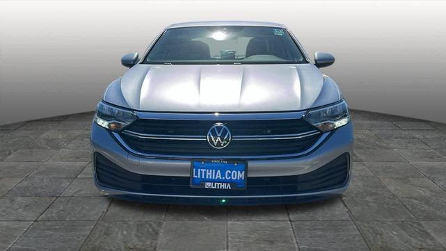 Photo of 2024 Rising Blue Metallic Volkswagen Jetta