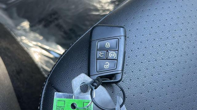 Photo of 2024 Rising Blue Metallic Volkswagen Jetta