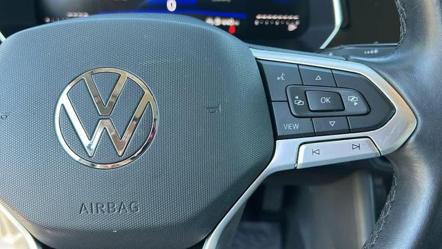 Photo of 2024 Rising Blue Metallic Volkswagen Jetta