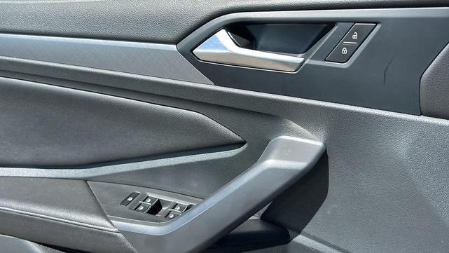 Photo of 2024 Rising Blue Metallic Volkswagen Jetta