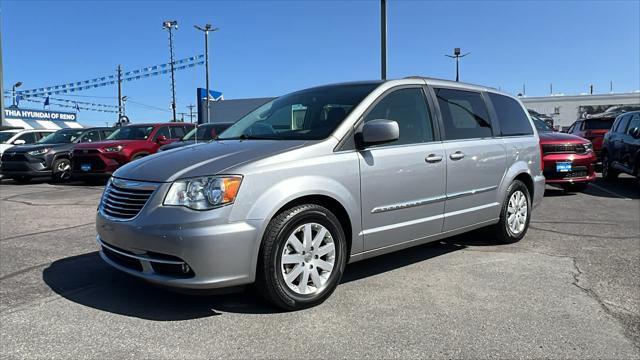 2016 Chrysler Town & Country