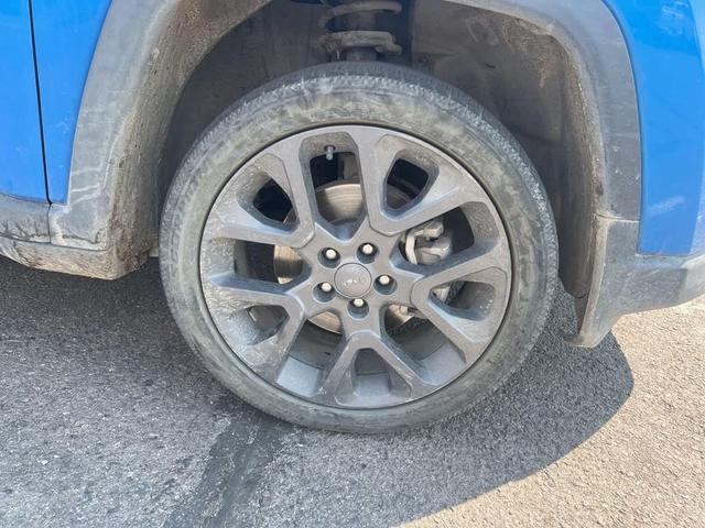 Photo of 2021 Laser Blue Pearlcoat Jeep Compass
