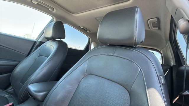 Photo of 2018 Thunder Gray Hyundai KONA