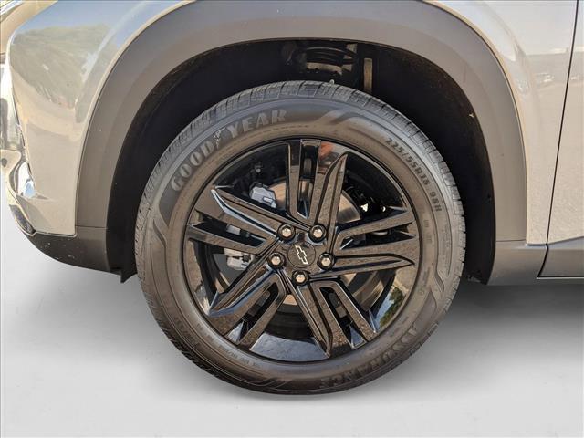 Photo of 2025 Sterling Gray Metallic Chevrolet Trax