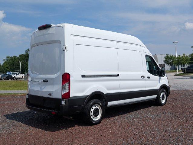 Photo of 2021 OXFORD WHITE Ford Transit-250