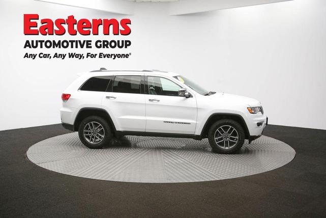 Photo of 2019 Bright White Clearcoat Jeep Grand Cherokee