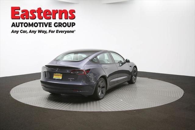 Photo of 2022 Gray Tesla Model 3