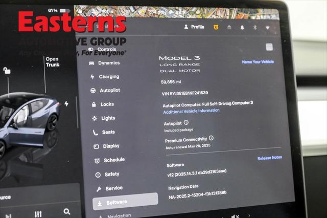 Photo of 2022 Gray Tesla Model 3