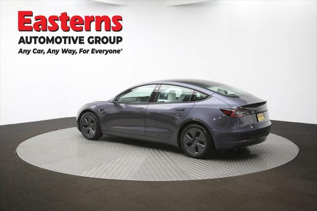 Photo of 2022 Gray Tesla Model 3