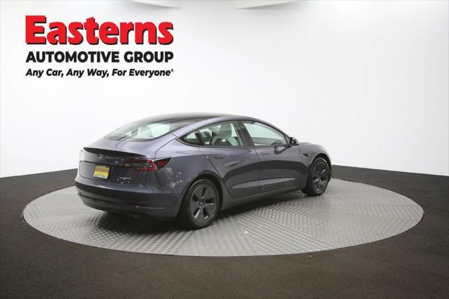 Photo of 2022 Gray Tesla Model 3