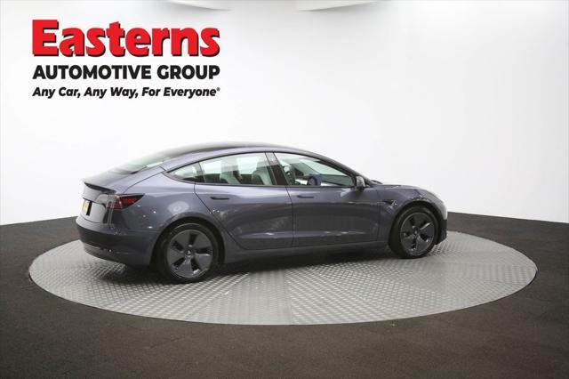 Photo of 2022 Gray Tesla Model 3