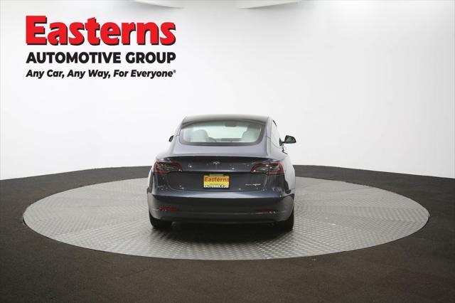 Photo of 2022 Gray Tesla Model 3