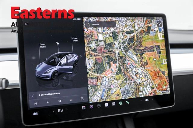 Photo of 2022 Gray Tesla Model 3
