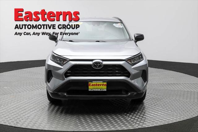 Photo of 2021 Silver Sky Metallic Toyota RAV4