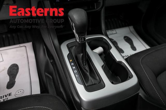 Photo of 2022 Summit White Chevrolet Colorado