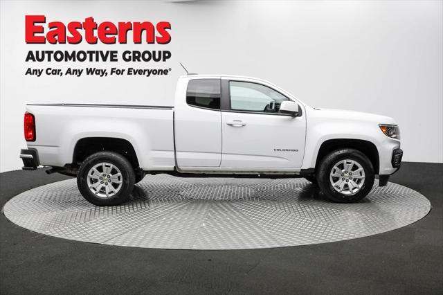 Photo of 2022 Summit White Chevrolet Colorado