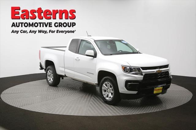 Photo of 2022 Summit White Chevrolet Colorado