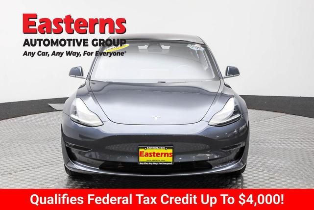 Photo of 2018 Gray Tesla Model 3