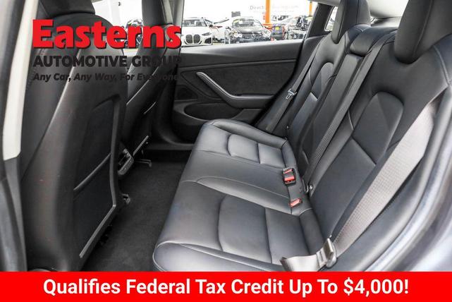 Photo of 2018 Gray Tesla Model 3