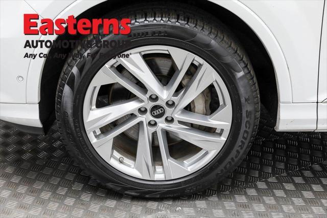 Photo of 2022 Carrara White Audi Q7