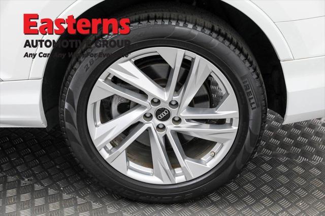 Photo of 2022 Carrara White Audi Q7