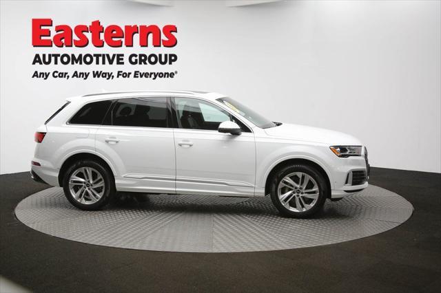 Photo of 2022 Carrara White Audi Q7