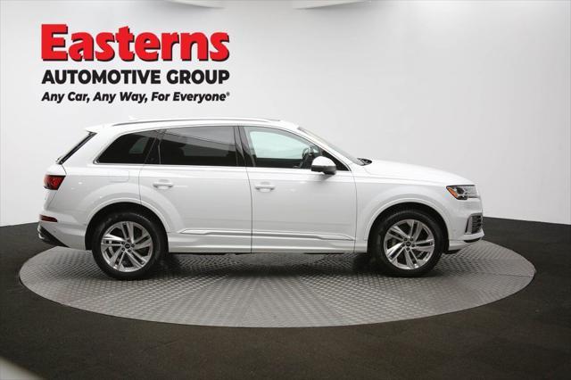 Photo of 2022 Carrara White Audi Q7