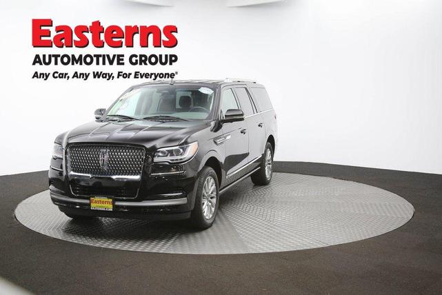 Photo of 2022 INFINITE BLACK Lincoln Navigator