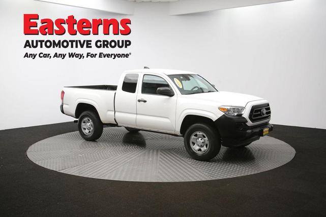 Photo of 2021 Super White Toyota Tacoma