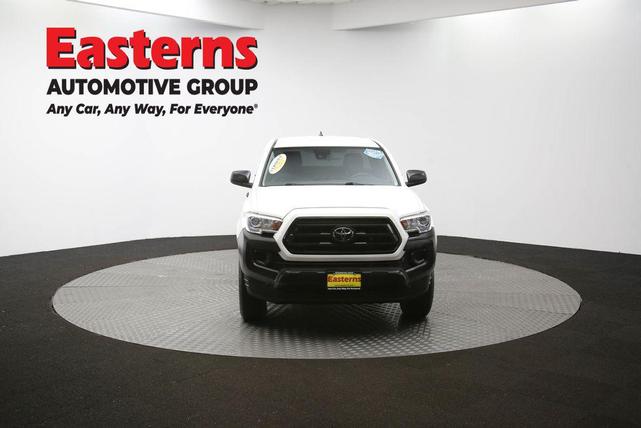 Photo of 2021 Super White Toyota Tacoma