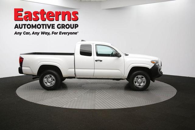Photo of 2021 Super White Toyota Tacoma